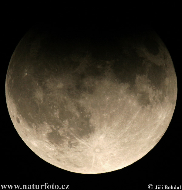 Mesiac - Zatmenie Mesiaca (Luna 3)