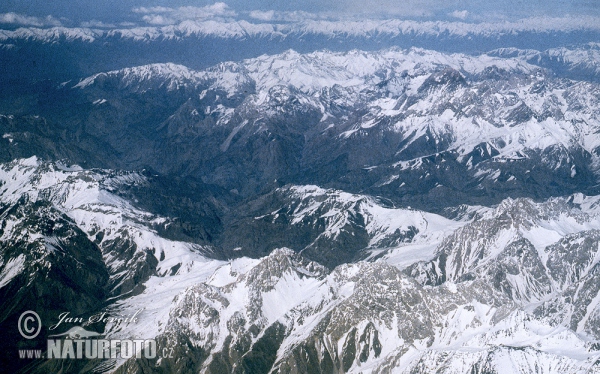 Gissarskij a Zaravšanskij hřeben (AIR)